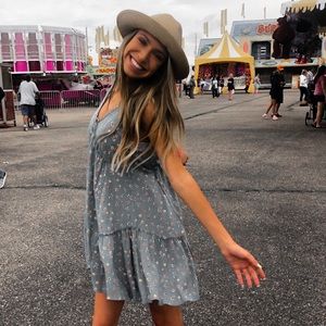 Meet your Posher, Samantha